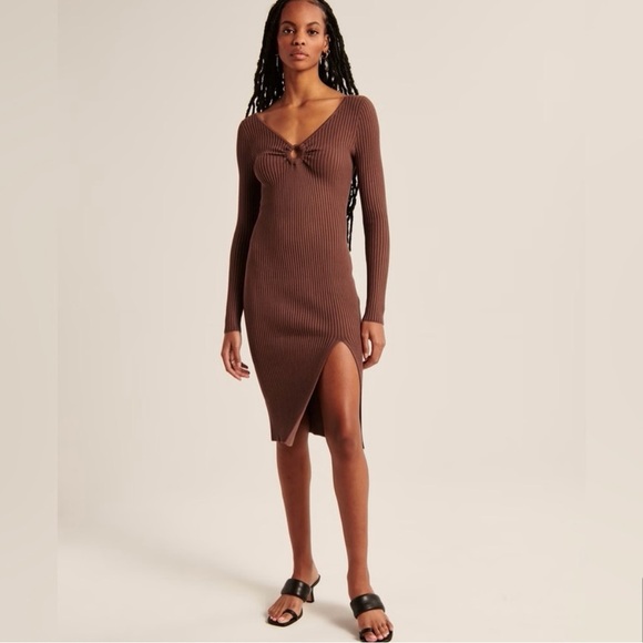 Abercrombie & Fitch Ribbed O Ring Long Sleeve Slit Sweater Midi Dress - small - Picture 3 of 8